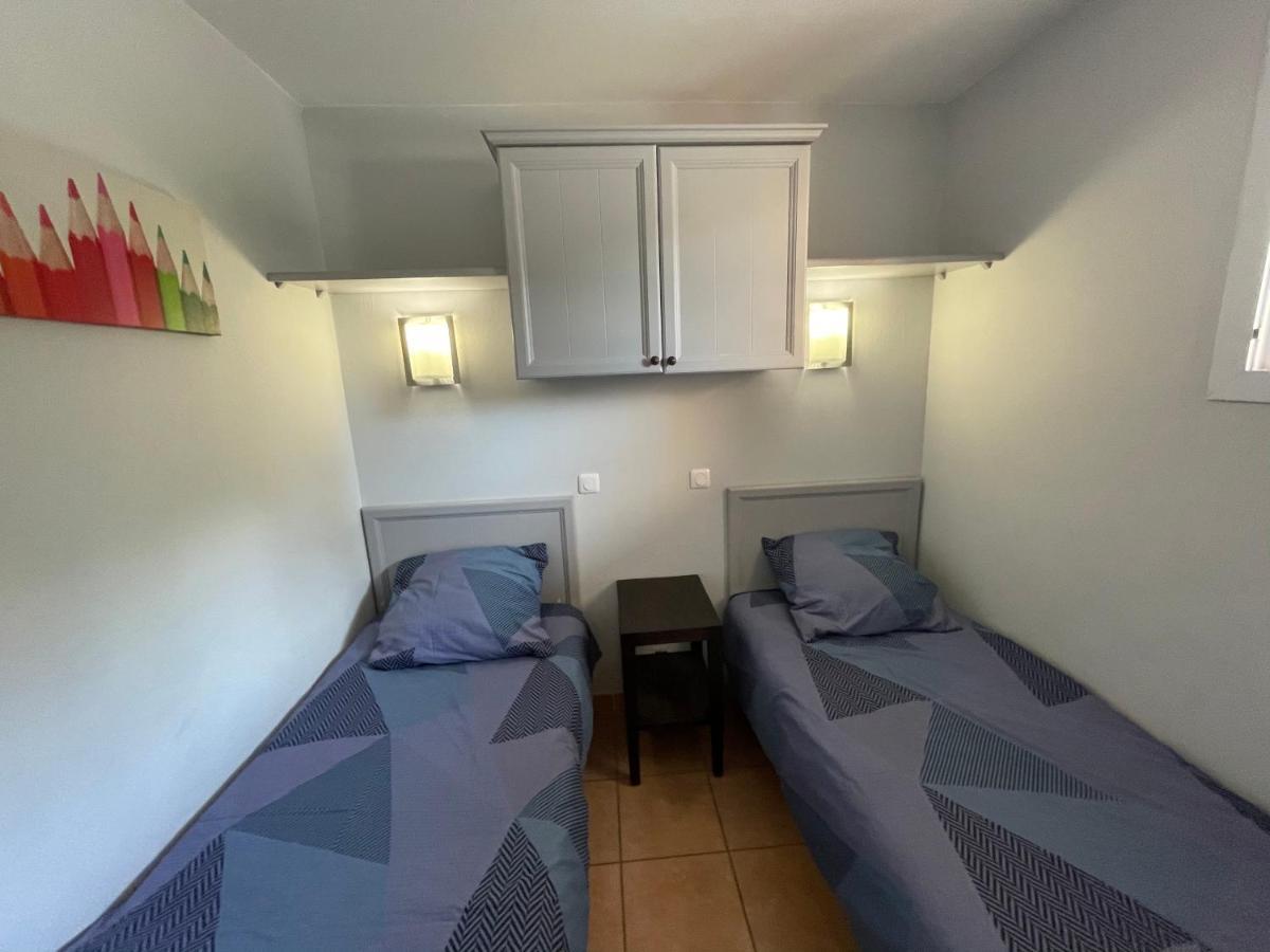 Studio Sur Le Domaine Du Golf De Pont Royal Mallemort Εξωτερικό φωτογραφία